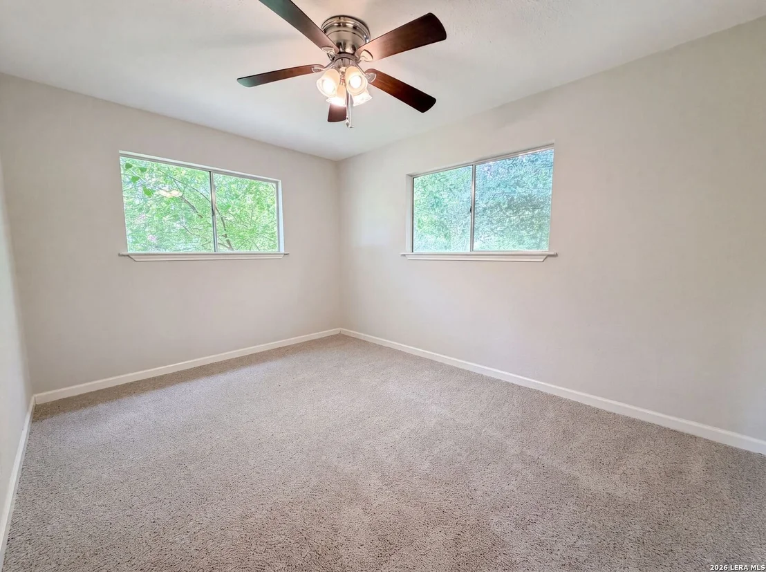 Photo of 102 DARTMOOR DR