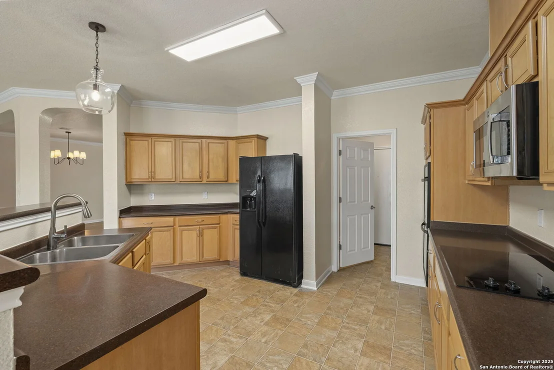 Photo of 213 Springtree Parkway