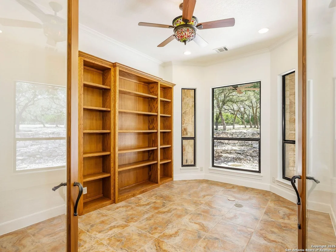 Photo of 34 Concho