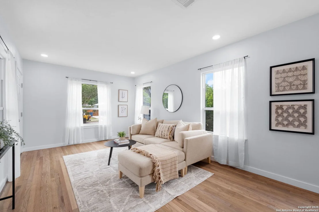 Photo of 131 New Haven