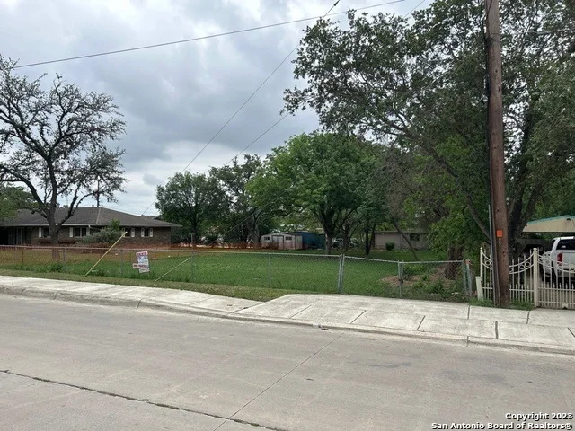 Photo of 5310 Hayden Dr