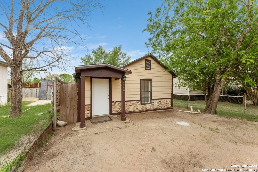 Photo of 373 Avenue I