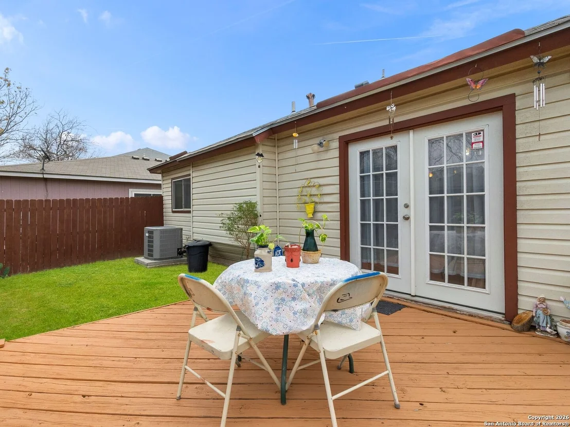 Photo of 6831 Celes Meadow