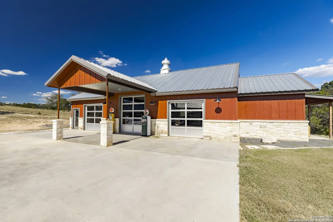 Photo of 1288 highway 39