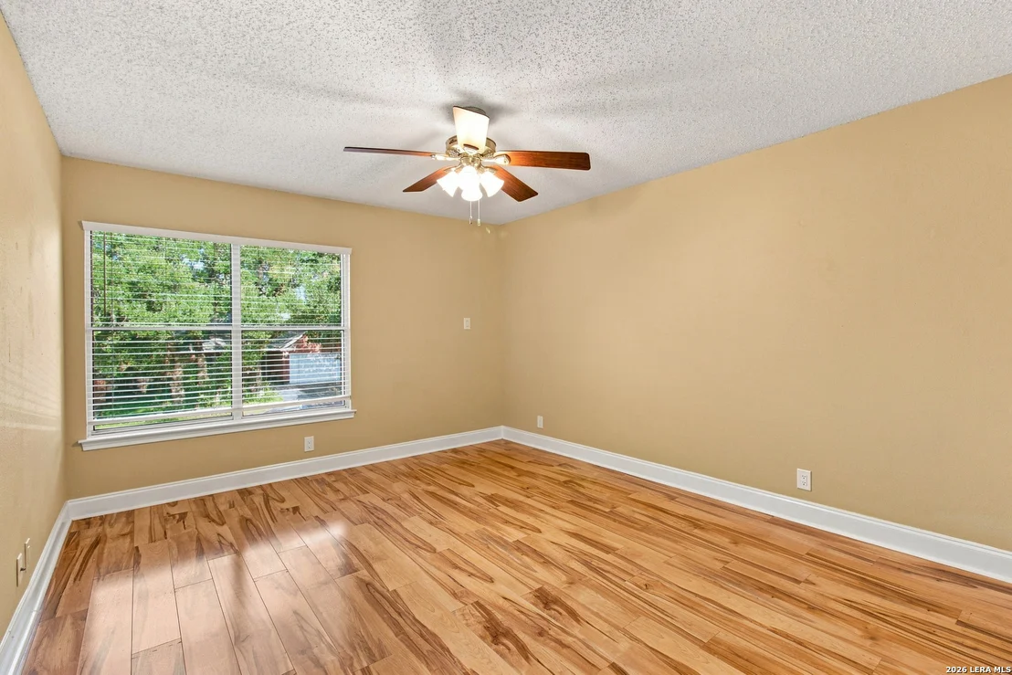 Photo of 11623 Gulf Station