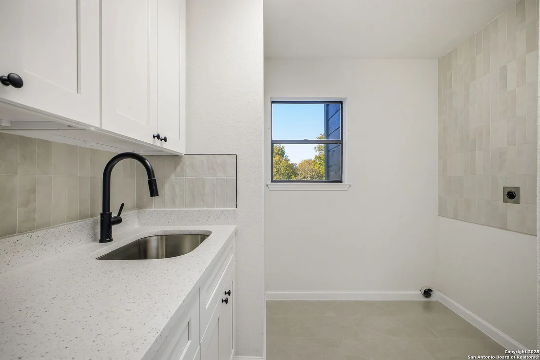 Photo of 6302 Cypress