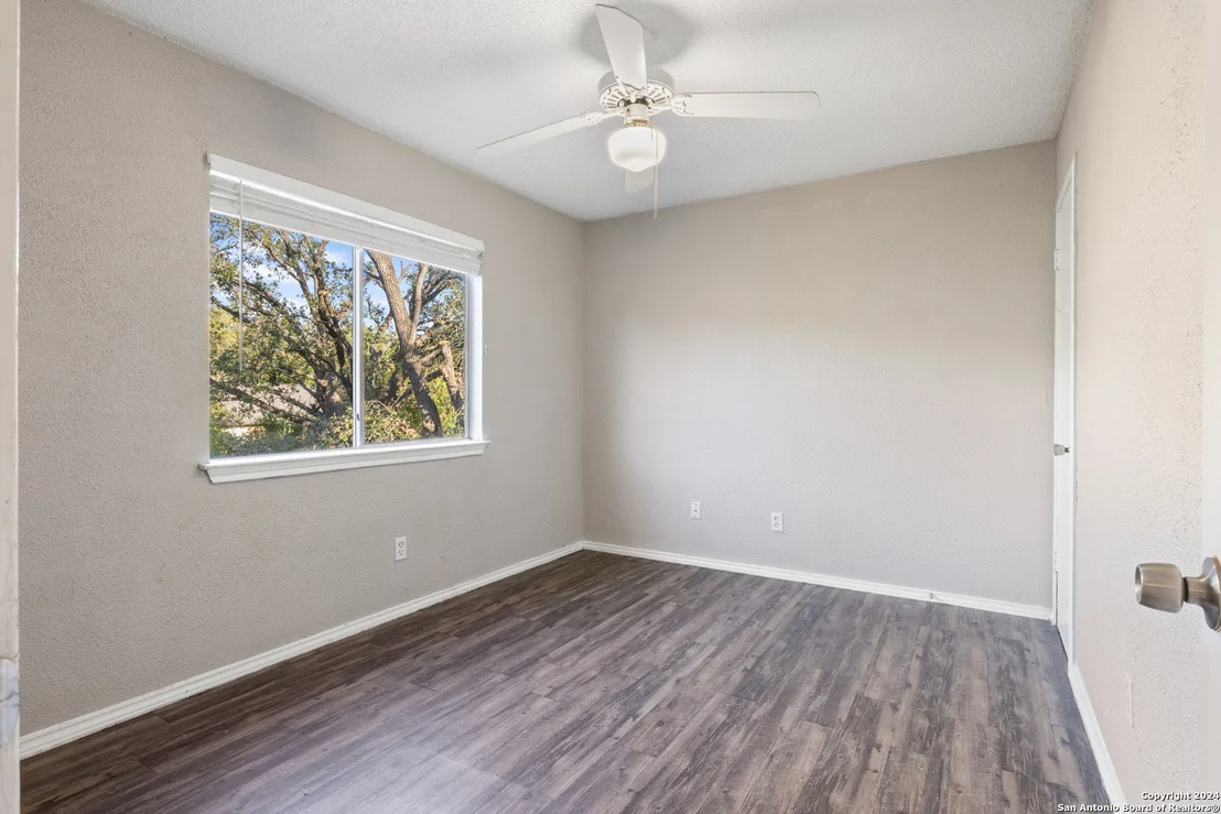 Photo of 7298 PINE BR