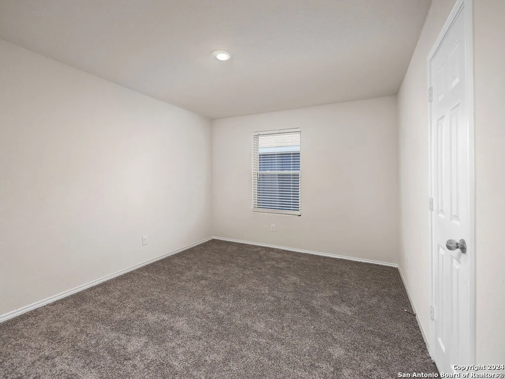 Photo of 868 SWEETGRASS