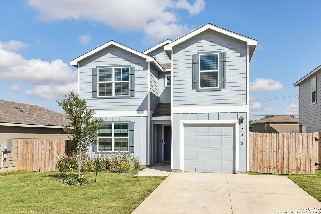 Photo of 7315 Capella Cir