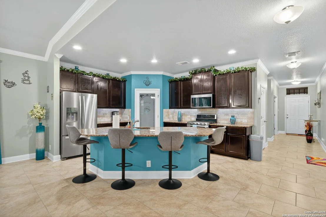 Photo of 108 White Rock