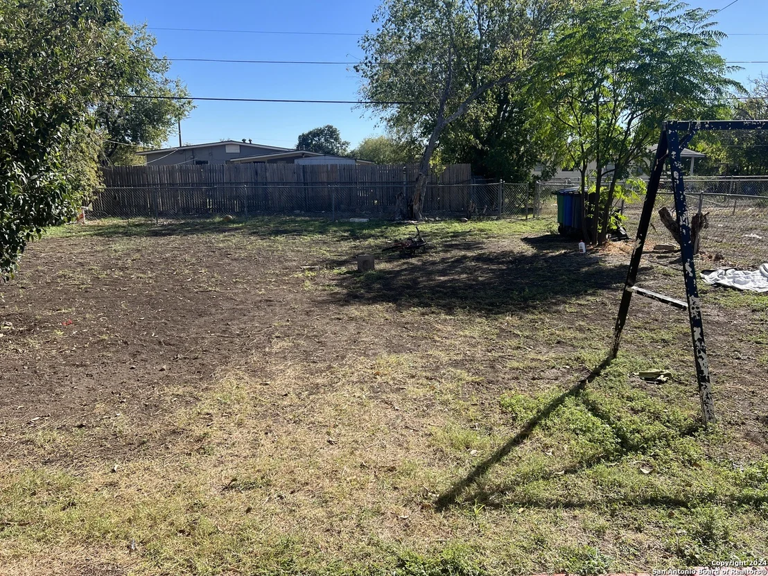 Photo of 138 Eaglerock Dr