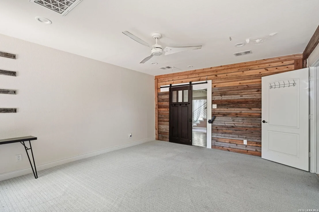Photo of 606 E AUSTIN ST