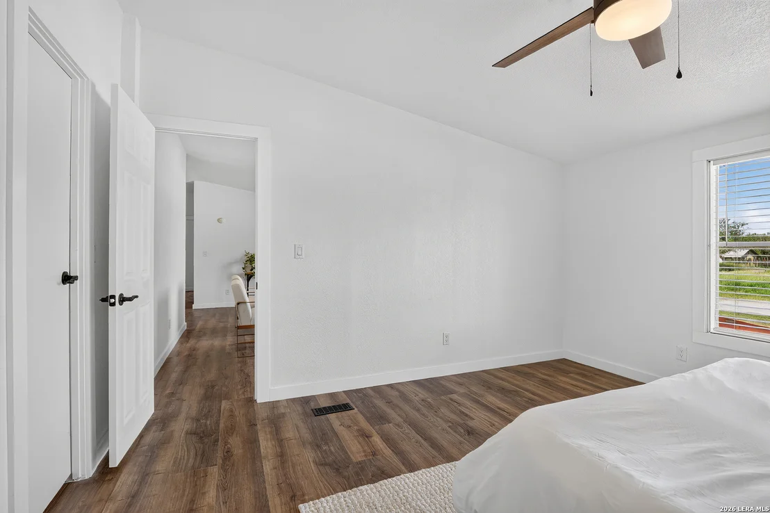 Photo of 1302 Hickory Street