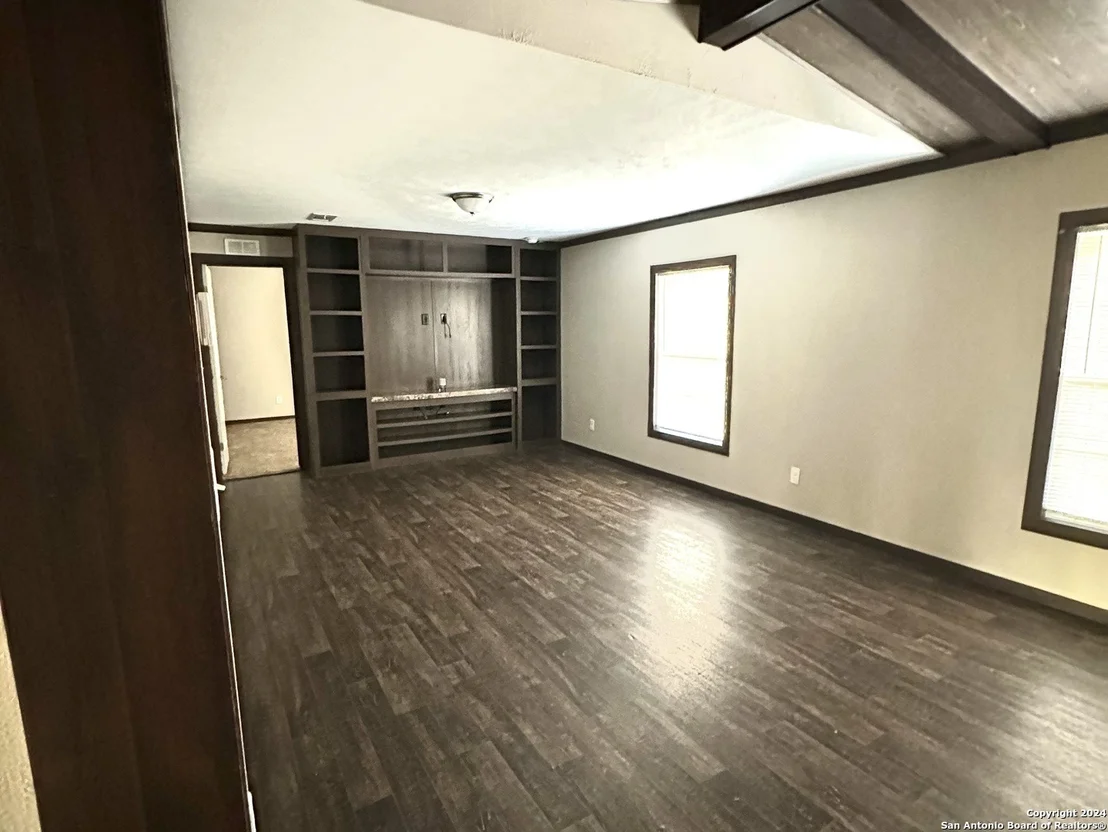 Photo of 151 LONGBRANCH DR