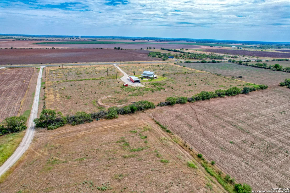 Photo of 2371 N Ranch Road 187