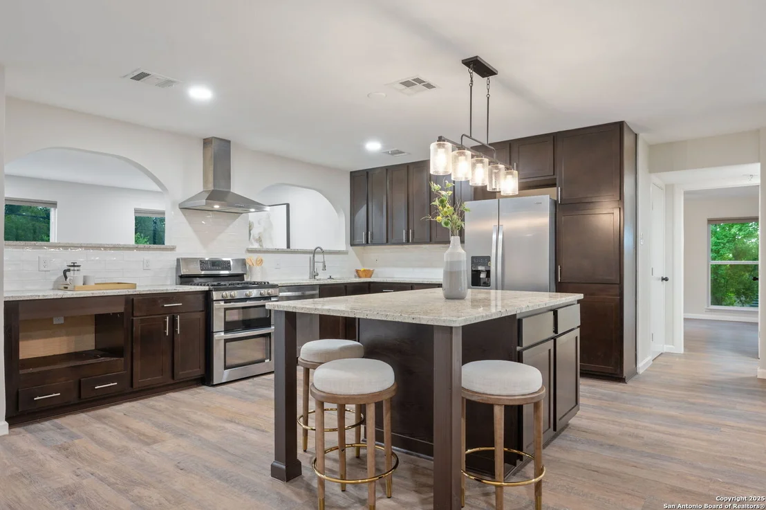 Photo of 929 Morningside
