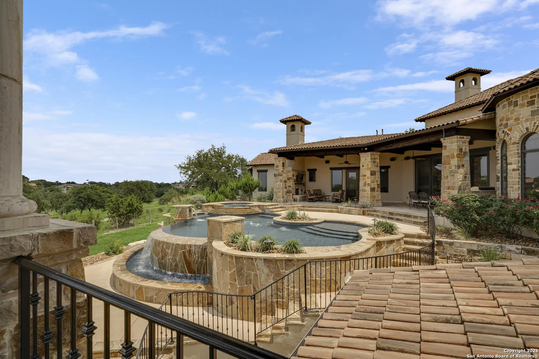 Photo of 35 Winged Foot