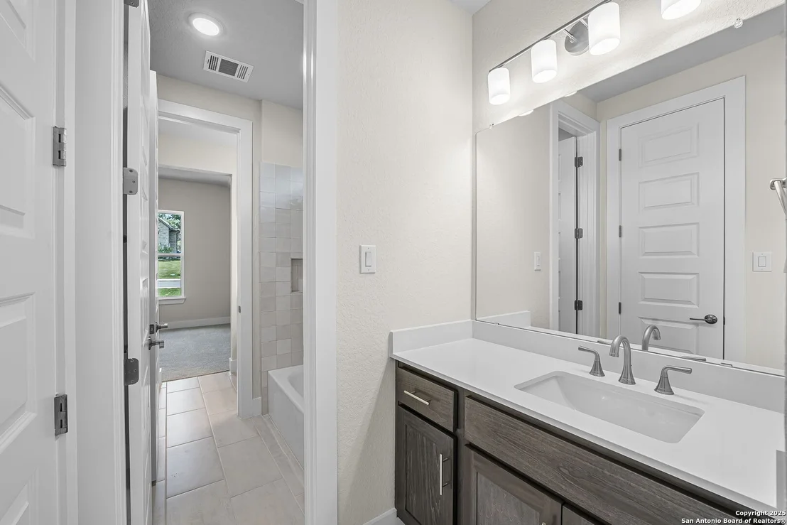 Photo of 6821 Arbor Falls