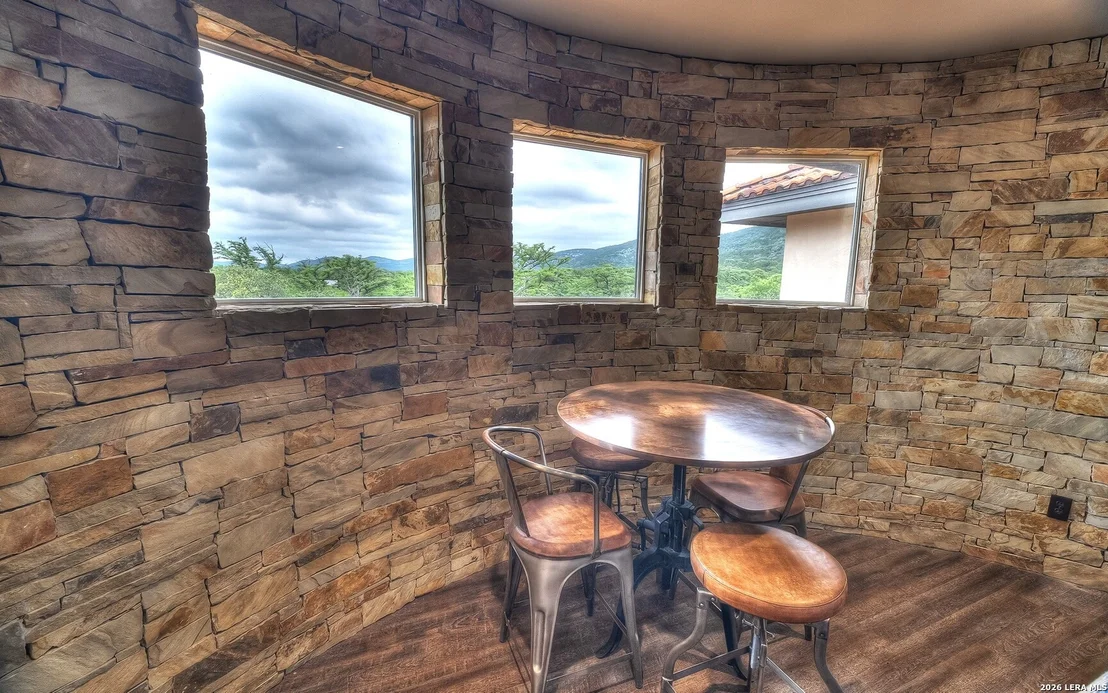Photo of 200 Skippin Stone Ln