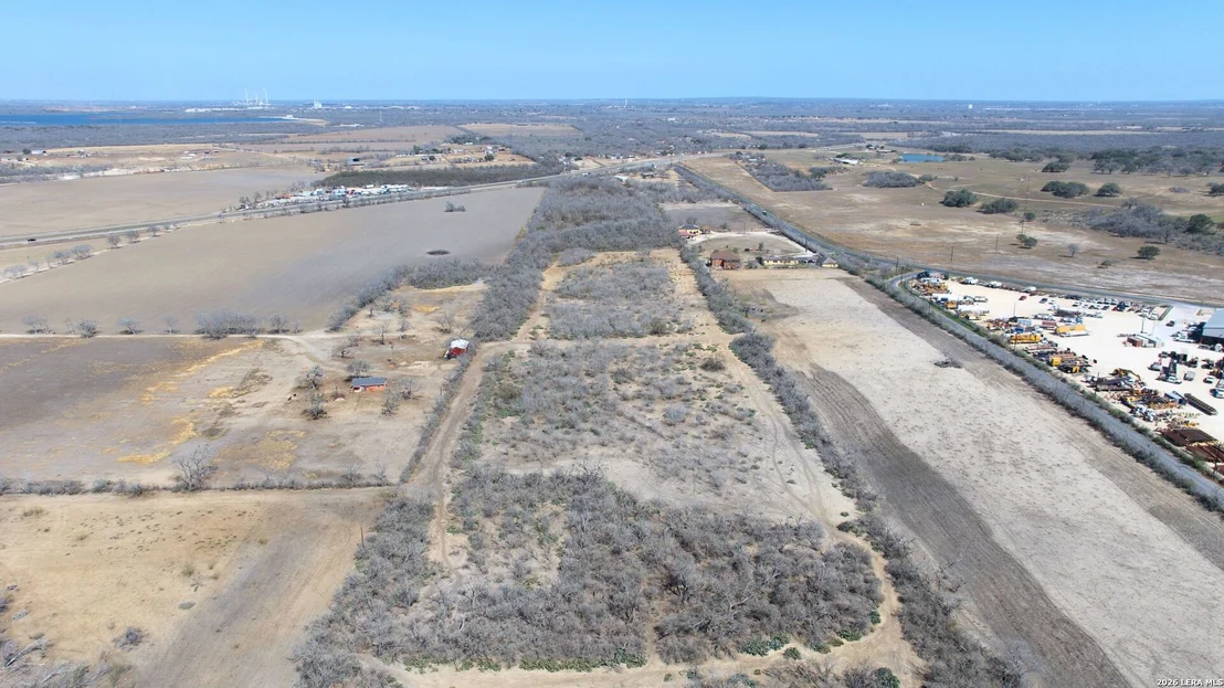 Photo of 44± AC S Loop 1604 E