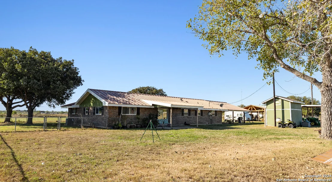 Photo of 458 COUNTY ROAD 664