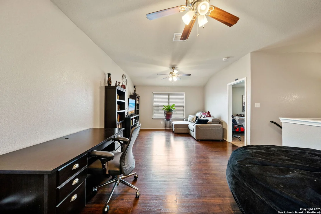 Photo of 2027 Emerald Edge
