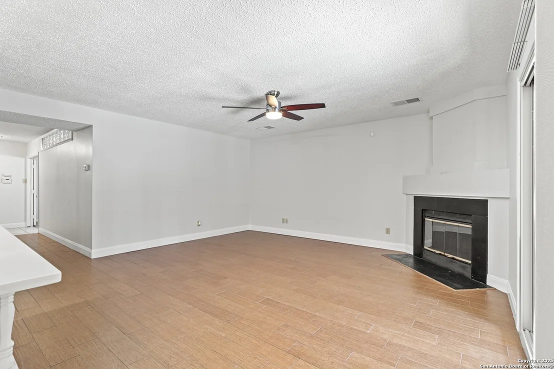 Photo of 13410 forum