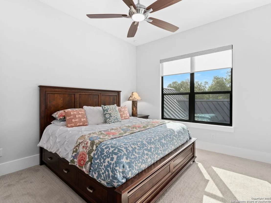 Photo of 207 River Bend