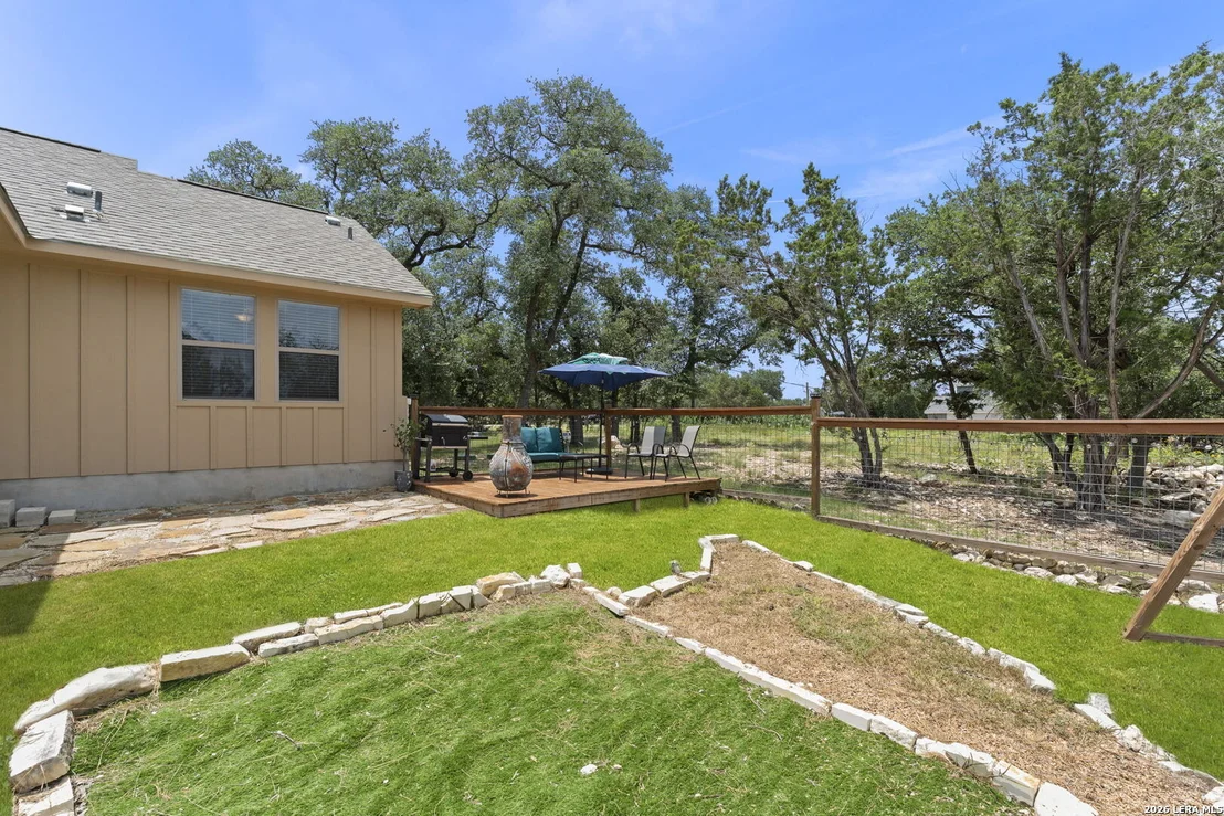 Photo of 5030 SPRING BRANCH RD