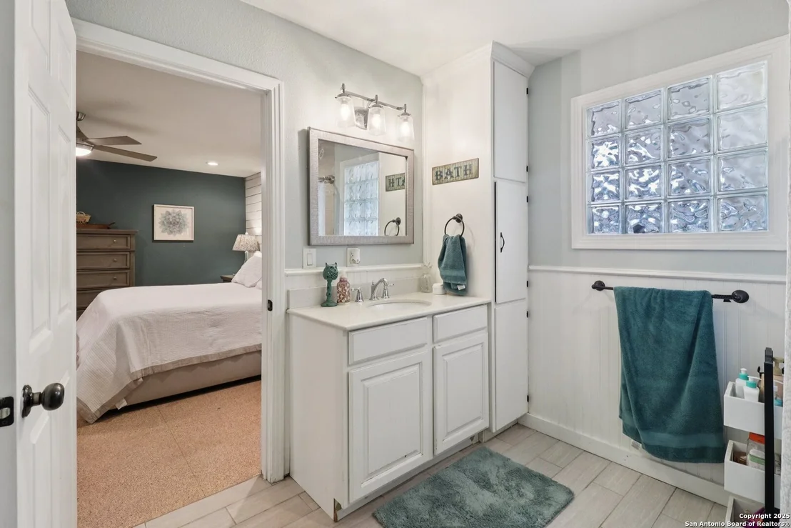 Photo of 503 Mockingbird