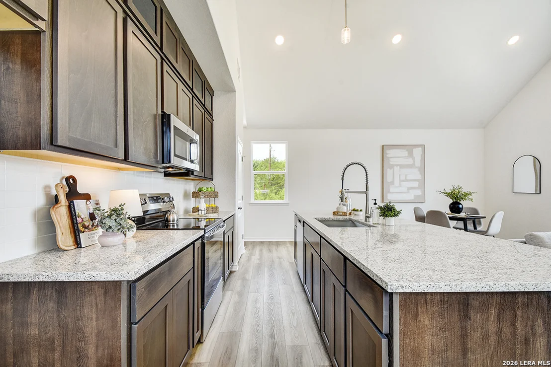 Photo of 352 Caveside Drive