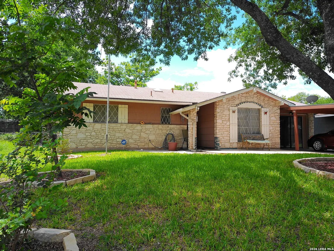Photo of 5222 FOXCROSS DR