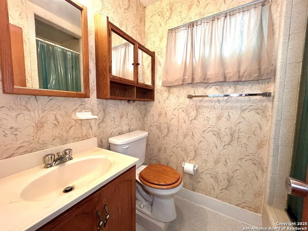 Photo of 1412 Oriole Lane