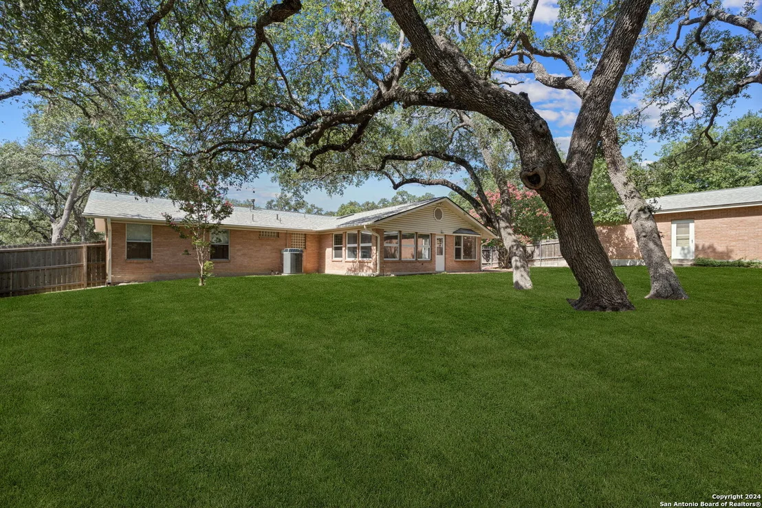 Photo of 315 DONELLA DR