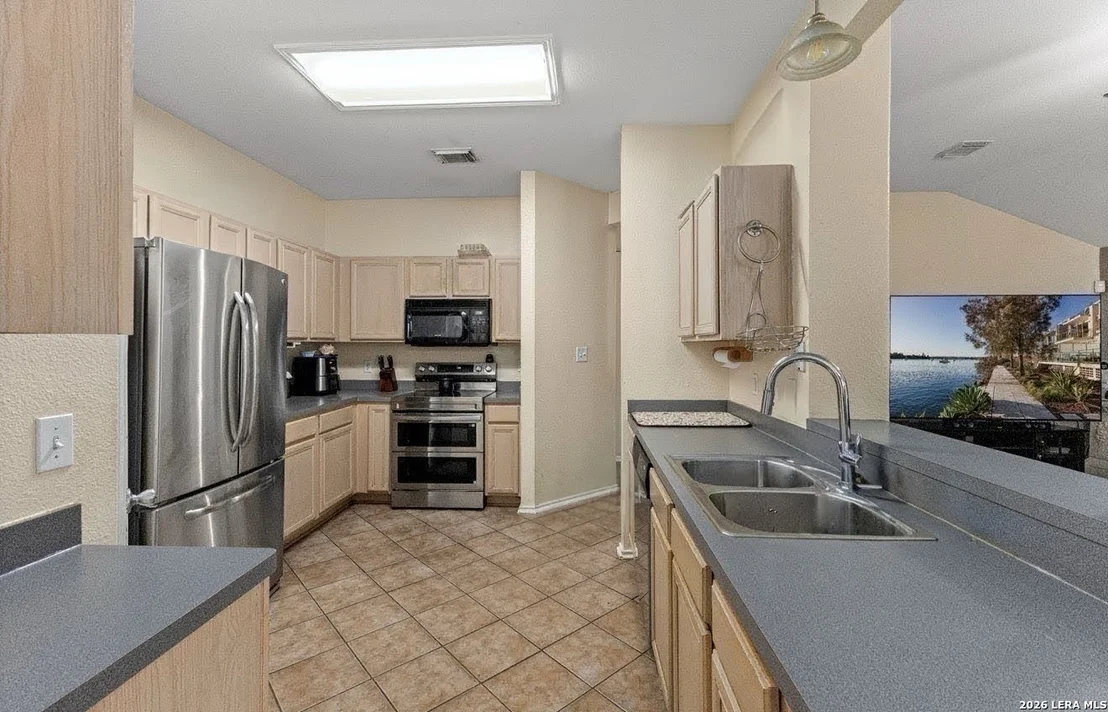 Photo of 1427 Kingsbridge