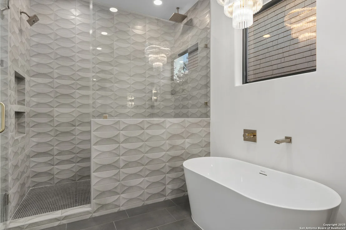 Photo of 434 College Blvd