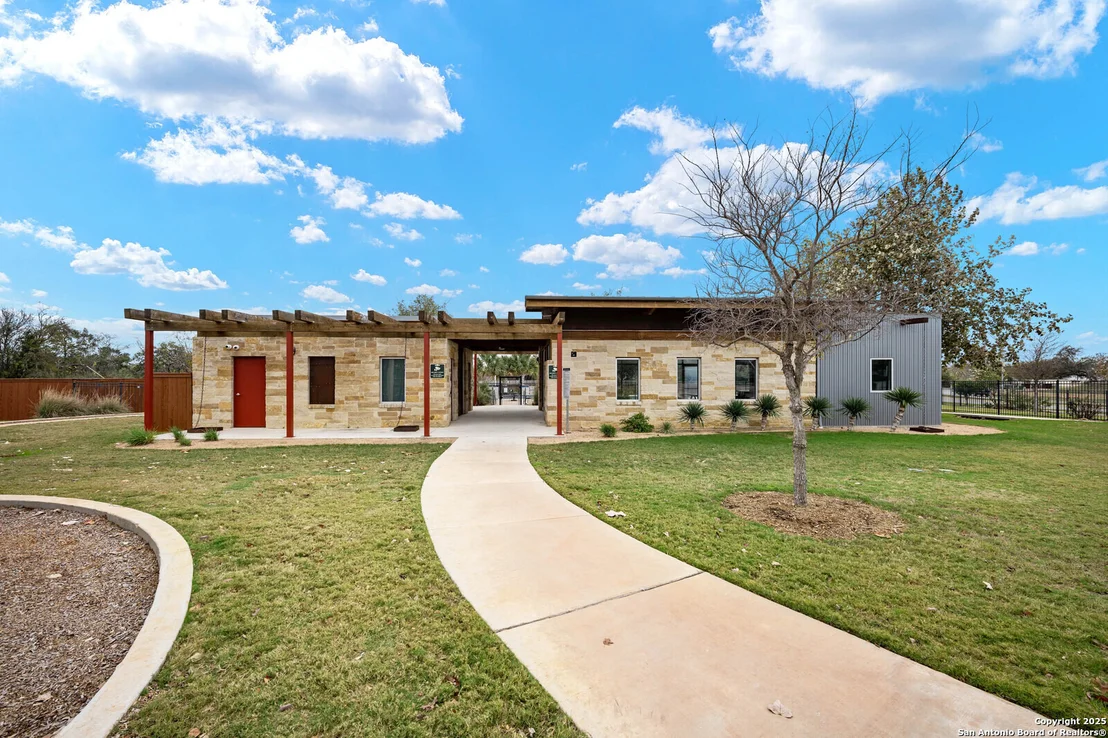 Photo of 2527 CASTELLO WAY
