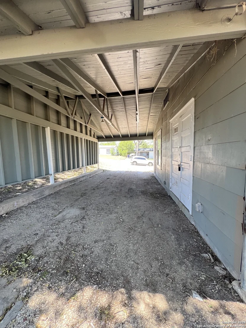 Photo of 106 Sublett