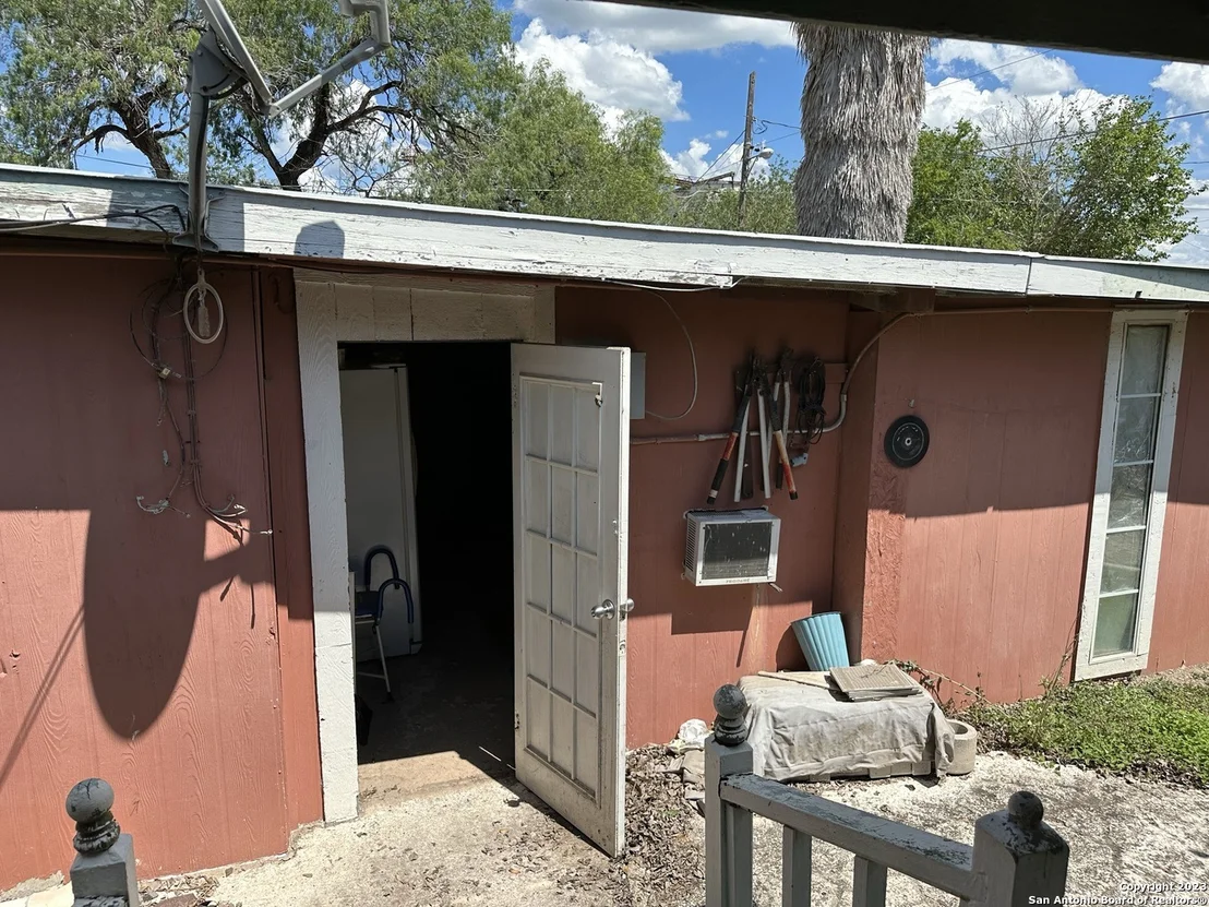 Photo of 401 Calle Hidalgo