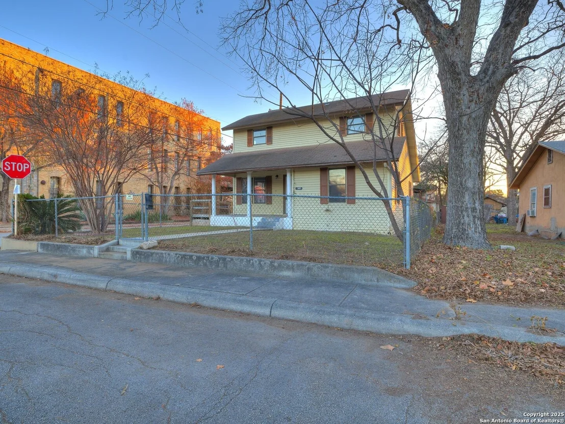 Photo of 302 REGENT