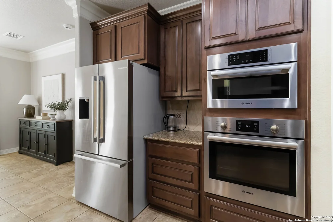 Photo of 1012 Rivers Peak