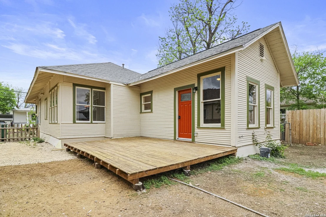 Photo of 235 CORNELL AVE