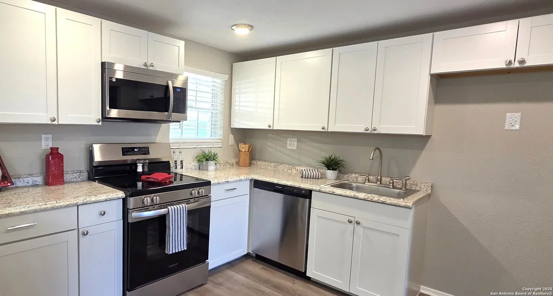 Photo of 349 Avenue D