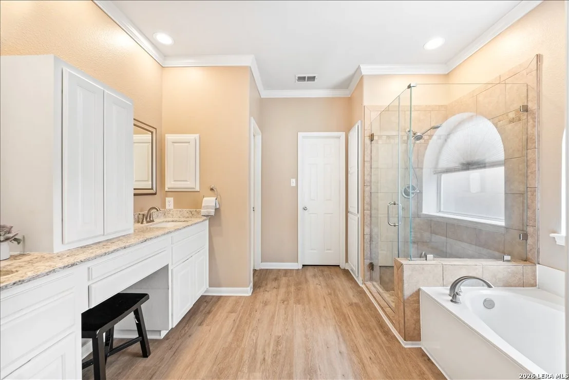 Photo of 18306 Edwards Oaks
