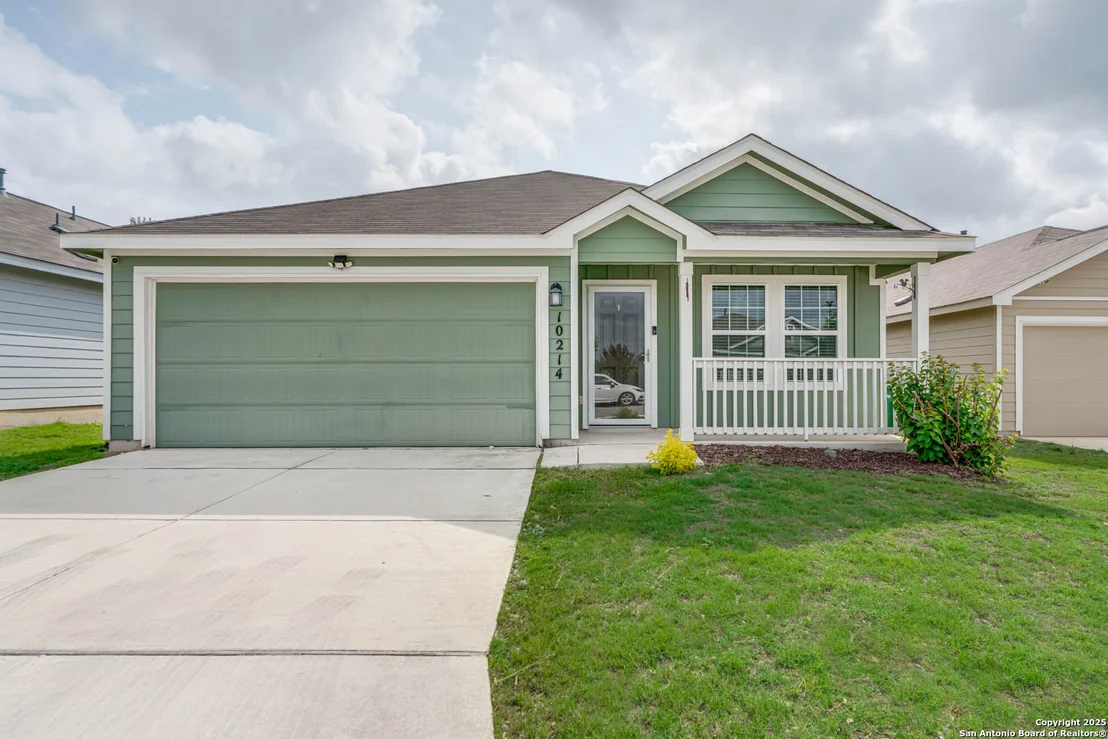 Photo of 10214 Robbins Bluff