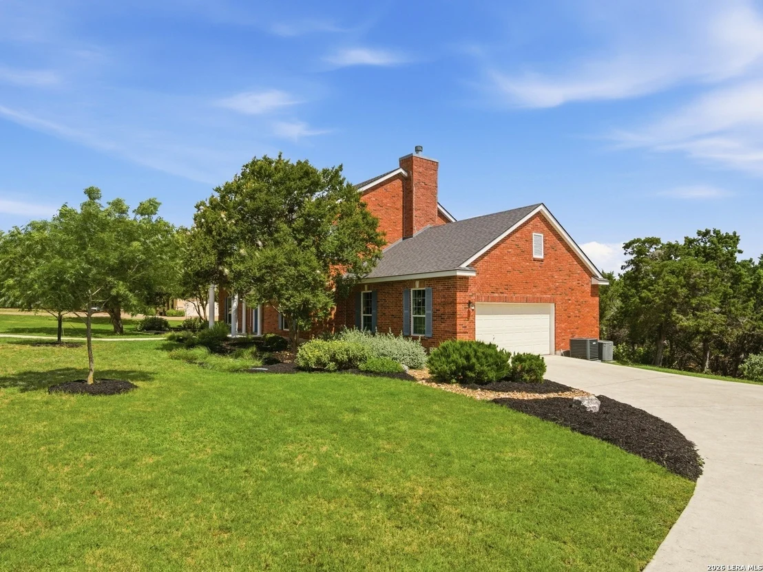 Photo of 203 Kendall Pointe Dr