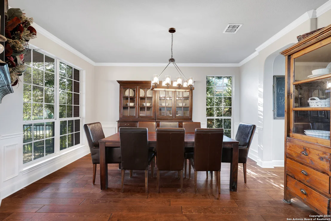 Photo of 3607 Sunset Cliff