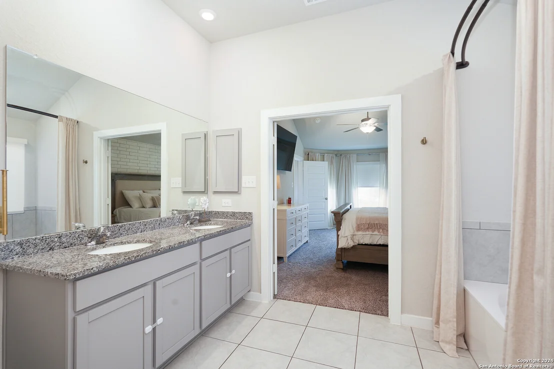 Photo of 1605 Pitcher Bend
