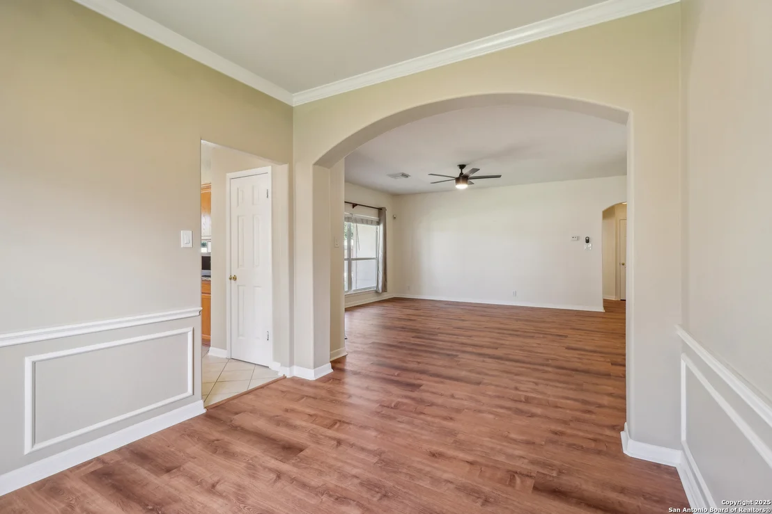 Photo of 1117 Rivertree Dr.