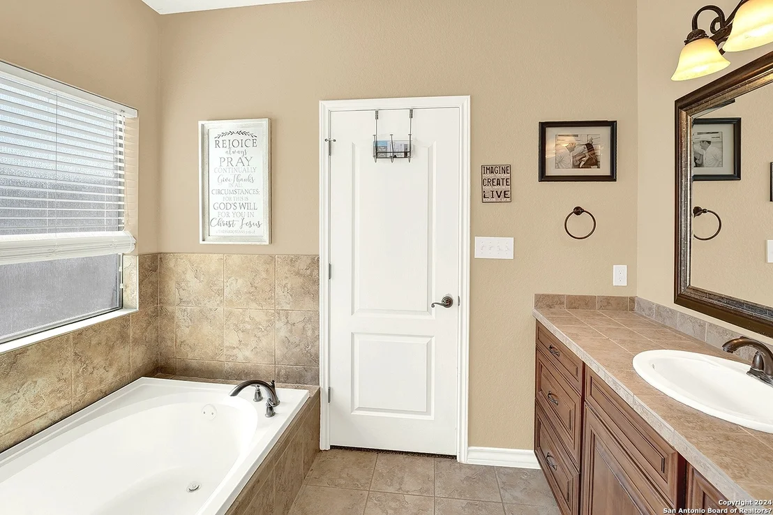 Photo of 109 PARK WAY
